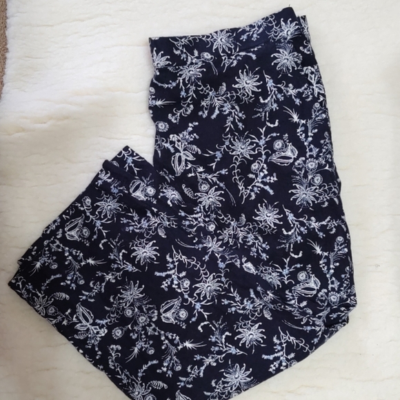 Caslon Navy Blue Floral Wide Leg Pants - Picture 2 of 4